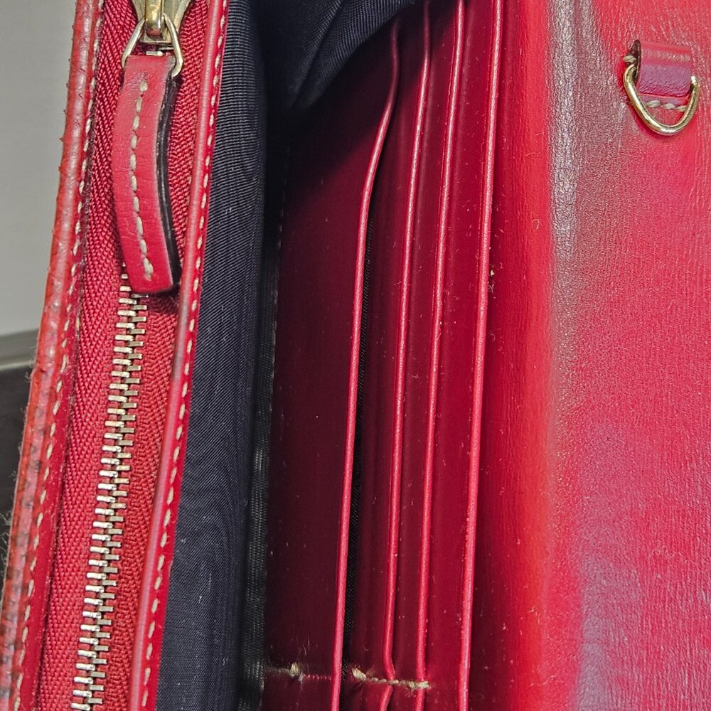 Gucci Red Python eather WOC - Picture 12 of 16